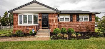 3625 Victor Ave, Brookhaven, PA 19015