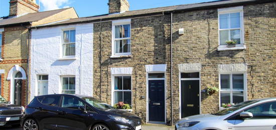 Terraced house to rent in York Street, Cambridge CB1