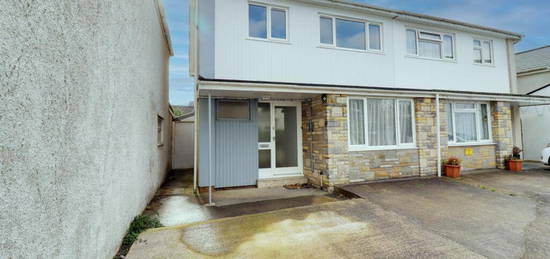 3 bedroom semi-detached house