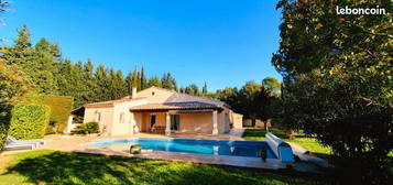 Villa 4 pièces 210 m²