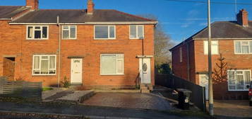 3 bedroom semi-detached house to rent