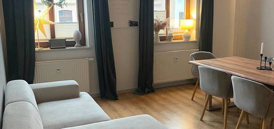 3-Raum-Wohnung Altbau / 75 m2 / Innenstadt