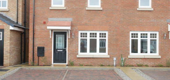 3 bedroom semi-detached house