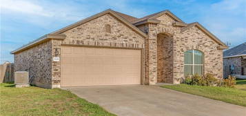 3228 Skinner Dr, Lorena, TX 76655