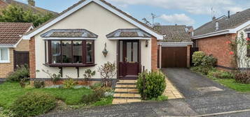 2 bedroom detached bungalow for sale