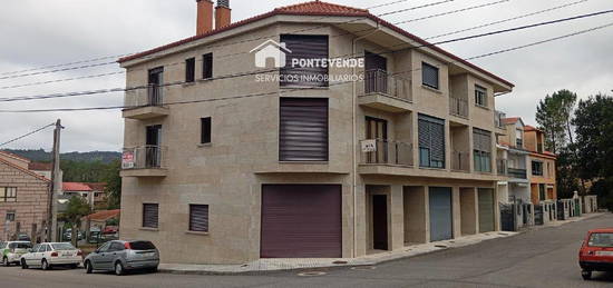 Casa adosada en venta en Boboras, O Carballiño  