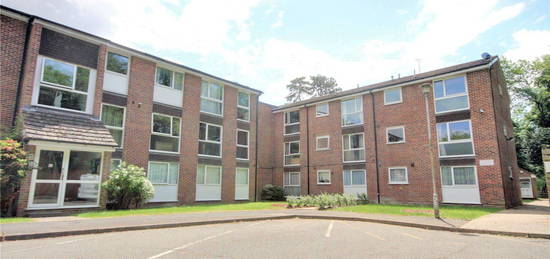 Flat to rent in Trafalgar Court, Southcote Road, Reading, Berkshire RG30