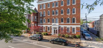 906 Prince St #303, Alexandria, VA 22314