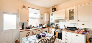 Property to rent in 12 Mona Road, Crookes, Sheffield S10