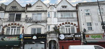 Flat for sale in 208A London Road, Croydon, Greater London CR0