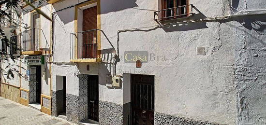 Casa adosada en Canillas de Aceituno