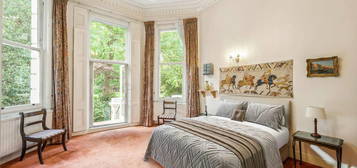 4 bedroom flat for sale