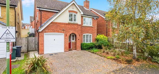 4 bed detached house for sale