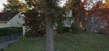 137 Riverview Ter, Riverdale, NJ 07457