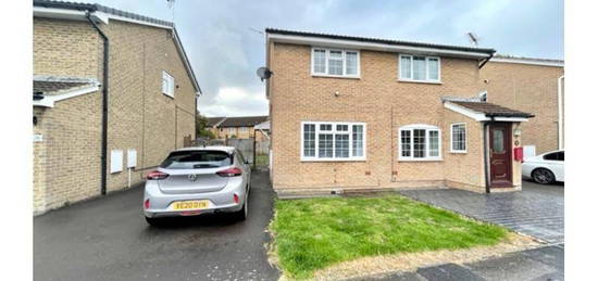 2 bedroom semi-detached house to rent