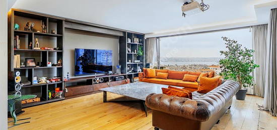 Triplex Apartment with Bosphorus View in Nişantaşı