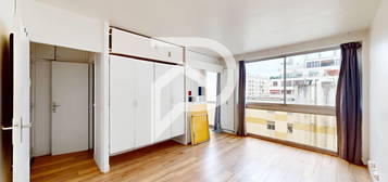 PARIS : appartement F1 (22,66 m² Carrez) en vente