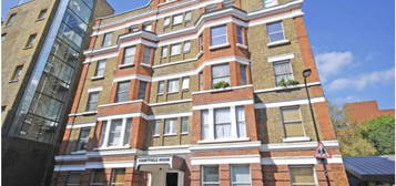 Studio to rent in Baldwin Gardens, London EC1N