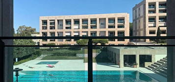 AP T1 - Condominio Villa Restelo - Piscina/jardins/campo de jogos