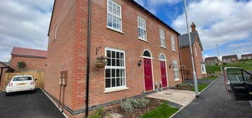 3 bedroom semi-detached house