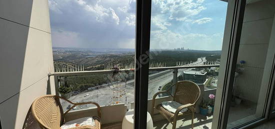 Furnished Apartment w/Lake and Forest View in PARK ORAN