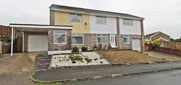 2 bedroom semi-detached house for sale