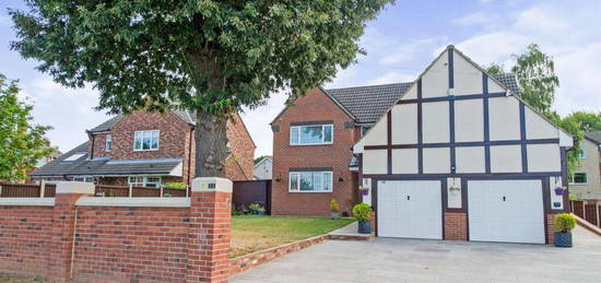 5 bedroom detached house