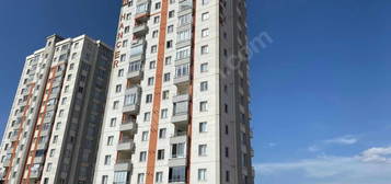 REALTY WORLD'TEN YILDIRIM BEYAZIT MAHALESİNDE 3+1 FIRSAT DAİRE!!