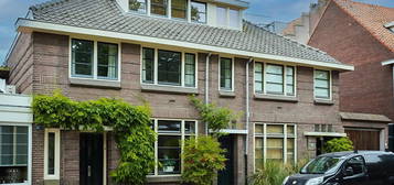 Ploegstraat 24