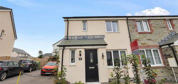 3 bed semi-detached house for sale