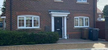 3 bedroom detached house