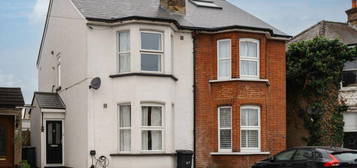 3 bedroom semi-detached house