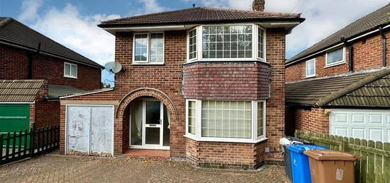 3 bed detached house for sale