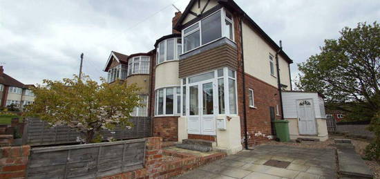 3 bedroom semi-detached house