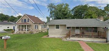 2364 Cyrus Ave, East Liverpool, OH 43920