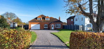 5 bed detached house for sale