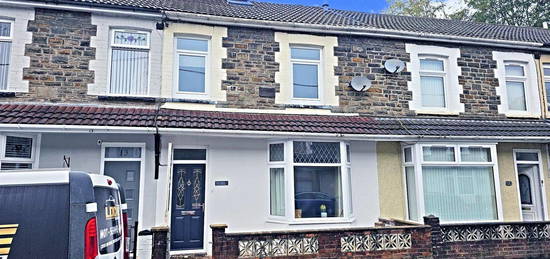 4 bed terraced house for sale