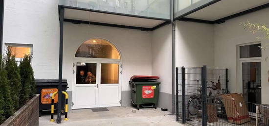 Urbanes Wohnen mit Charme: Moderne 2-Zimmer-Wohnung mit Terrasse in zentraler Lage