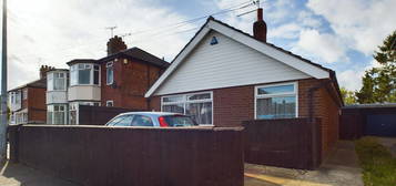 Flat for sale in Golf Links Road, Hull HU6