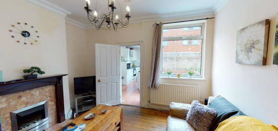 4 bedroom terraced house