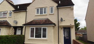 2 bedroom semi-detached house to rent