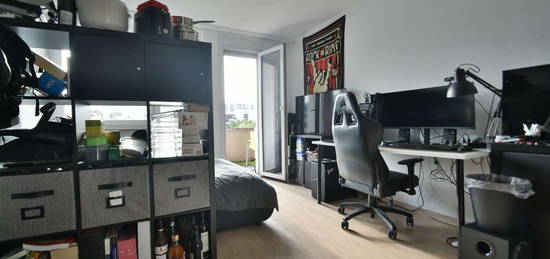 ****Top-Wohnung in Top-Lage**** Schönes, helles 1-Zimmer-Apartment in S-Ost mit Balkon!