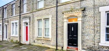 7 bedroom terraced house for sale