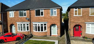 3 bedroom semi-detached house for sale