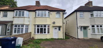 4 bedroom semi-detached house