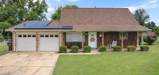 218 Baylor Cir, Fort Smith, AR 72908