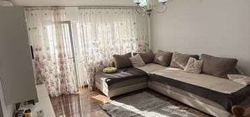 Inchiriez apartament 2 camere