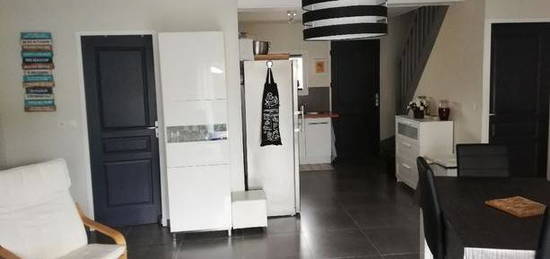 Location maison 4 pièces 90 m²