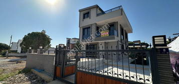 Villac Onur'dan Didim Efelerde Sfr Mstakil Havuzlu Satlk 4+1 Lx Villa