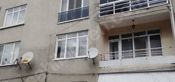 KOCAELİ İZMİT KOZLUK MAHALLESİ'NDE KİRALIK 2+1 TEMİZ DAİRE